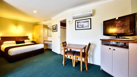 Stagecoach Motel - New South Wales Tourism  3