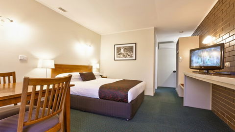 Stagecoach Motel - New South Wales Tourism  4