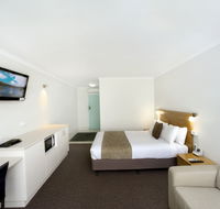 Admiralty Inn