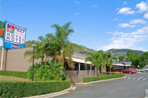The Reef Gateway Hotel Motel - New South Wales Tourism  4