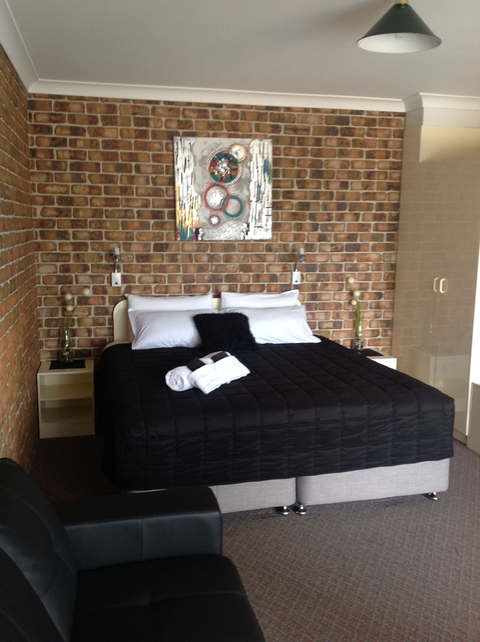 Richmond Motor Inn - New South Wales Tourism  3