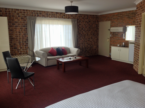 Richmond Motor Inn - New South Wales Tourism  12