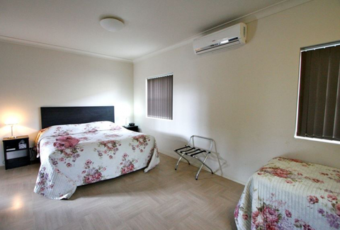 Station Hotel - New South Wales Tourism  6