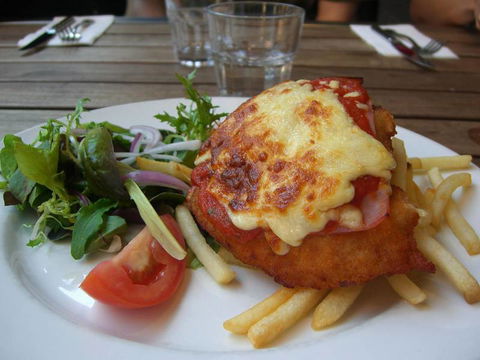The Belmont Hotel - New South Wales Tourism  11