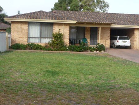 Cervantes Holiday Homes & Units - New South Wales Tourism  5
