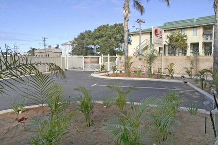 Como Apartments - Geraldton - New South Wales Tourism  5
