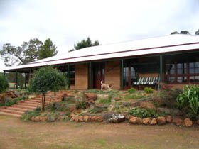 Yayl Lodge Bed & Breakfast - New South Wales Tourism  0