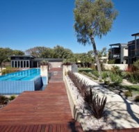 Aqua Resort - New South Wales Tourism 