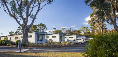 Swansea Beach Chalets - New South Wales Tourism  4