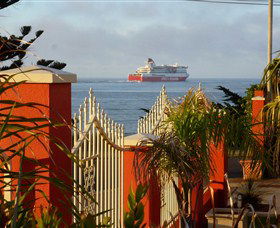 Alice Beside The Sea - New South Wales Tourism  1
