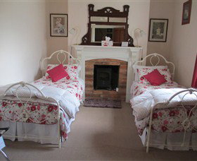 Cottage On Gunning - New South Wales Tourism  4
