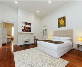 Roxburgh House Apartments - New South Wales Tourism  4