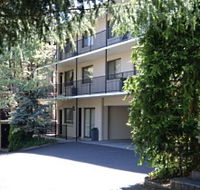 Grosvenor Court Apartments - New South Wales Tourism 