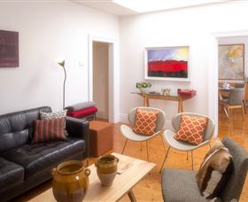 TWOFOURTWO Boutique Apartments - New South Wales Tourism  1
