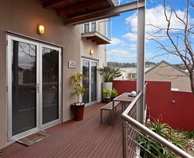 TWOFOURTWO Boutique Apartments - New South Wales Tourism  4