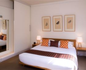 TWOFOURTWO Boutique Apartments - New South Wales Tourism  3