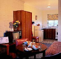 Aberdeen Court - New South Wales Tourism 