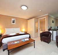 Oyster Cove Chalet - New South Wales Tourism 