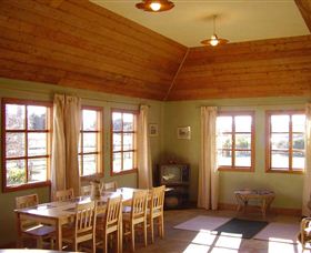 Lakeview Cottage - New South Wales Tourism  4