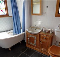 Peck's on Pine Victorian Cottage - New South Wales Tourism 