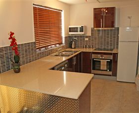 Beach Apartments - New South Wales Tourism  1
