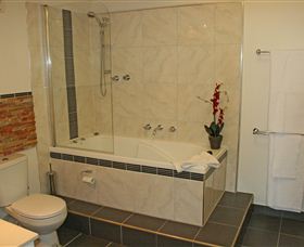 Beach Apartments - New South Wales Tourism  5