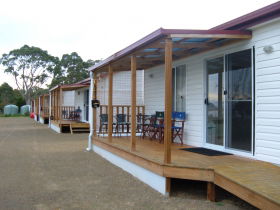 South Arm Cabin Retreat - New South Wales Tourism  0