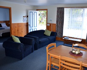 Castaway Holiday Apartments - New South Wales Tourism  1
