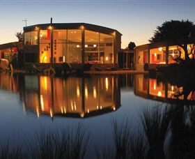 Eagles Nest Retreat - New South Wales Tourism  0