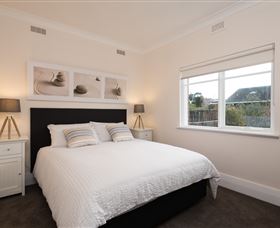 Sunrise At Penguin - New South Wales Tourism  2