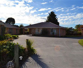 All Inn Strahan Holiday Units - New South Wales Tourism  2