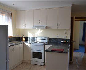All Inn Strahan Holiday Units - New South Wales Tourism  3