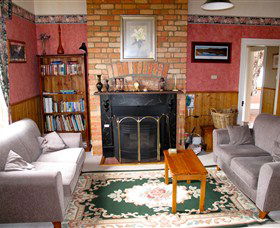 Kenya Cottage - New South Wales Tourism  1