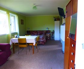 Quamby Pines Chalet B & B - New South Wales Tourism  2