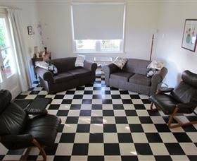 Pettit Cottage - New South Wales Tourism  1
