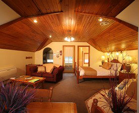 Swansea Cottages & Motel Suites - New South Wales Tourism  1