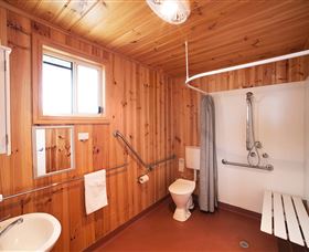 Burnie Holiday Caravan Park - New South Wales Tourism  3