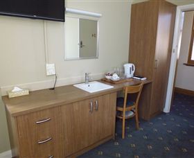 Formby Hotel - New South Wales Tourism  1