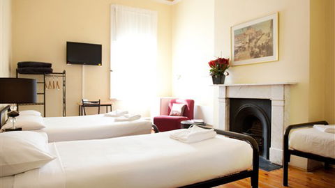 Hotel Claremont Guest House - New South Wales Tourism  5