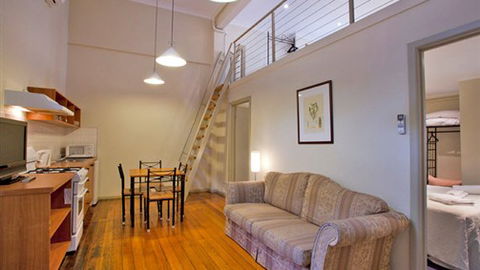 Richmond Hill Hotel - New South Wales Tourism  1