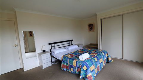 Glen Inn Motel & Apartments - New South Wales Tourism  5