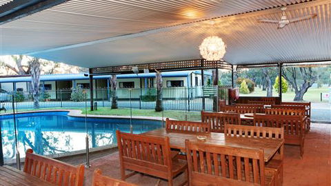 Deniliquin Golf Leisure Resort - New South Wales Tourism  2