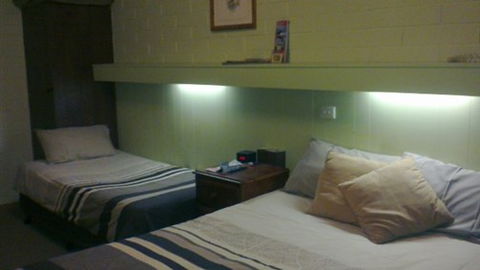 Millers Cottage Motel - New South Wales Tourism  7