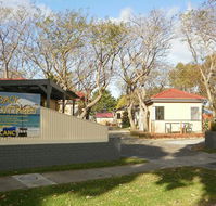 Kickback Cottages - New South Wales Tourism 