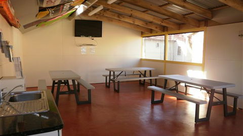 Kickback Cottages - New South Wales Tourism  6