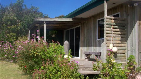 Clifton Beach Lodge - New South Wales Tourism  3