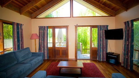Perricoota Vines Retreat Echuca Moama - New South Wales Tourism  2