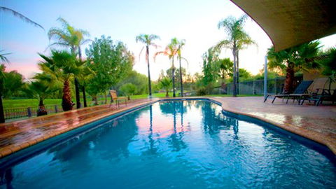 Perricoota Vines Retreat Echuca Moama - New South Wales Tourism  1
