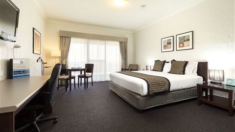 Comfort Inn & Suites Blazing Stump - New South Wales Tourism  1
