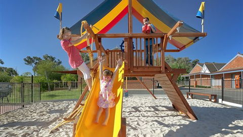 Comfort Inn & Suites Blazing Stump - New South Wales Tourism  8